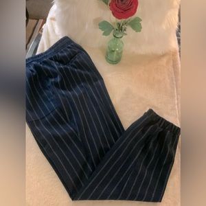 NINE WEST - Blue/wt striped elastic waist pants. Sz M